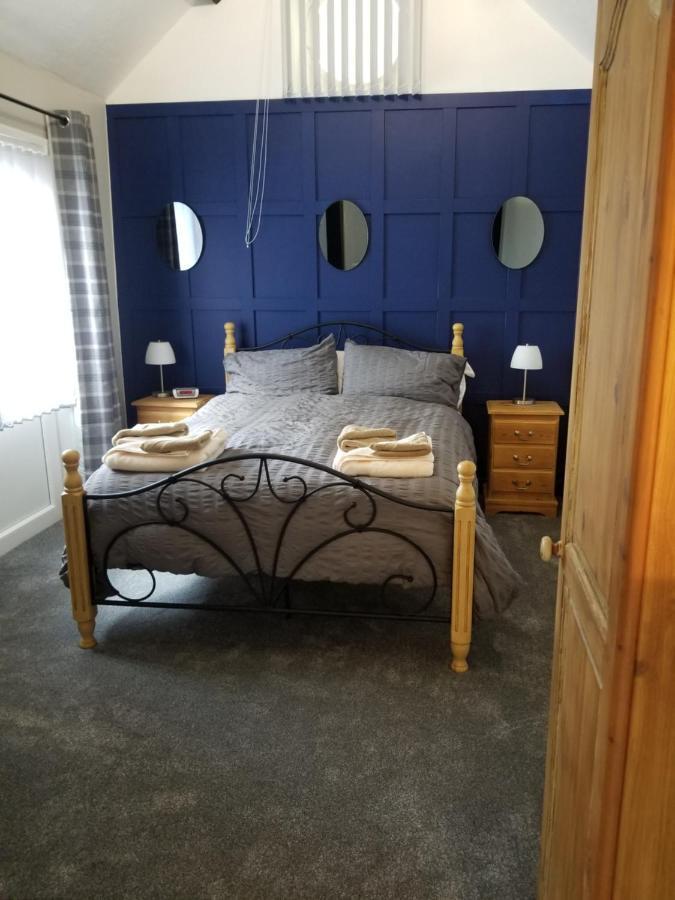 Holyhead Lodge Zewnętrze zdjęcie
