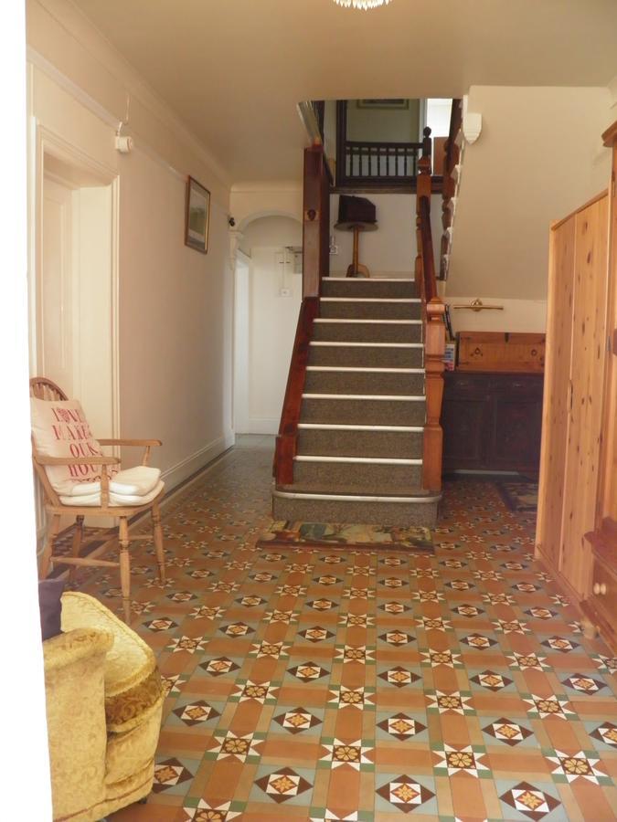 Holyhead Lodge Zewnętrze zdjęcie