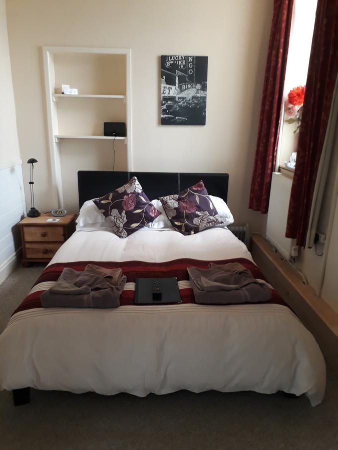 Holyhead Lodge Zewnętrze zdjęcie